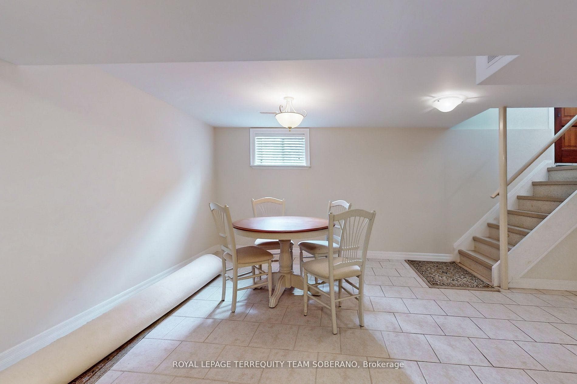 96 Wallasey Avenue photo 32