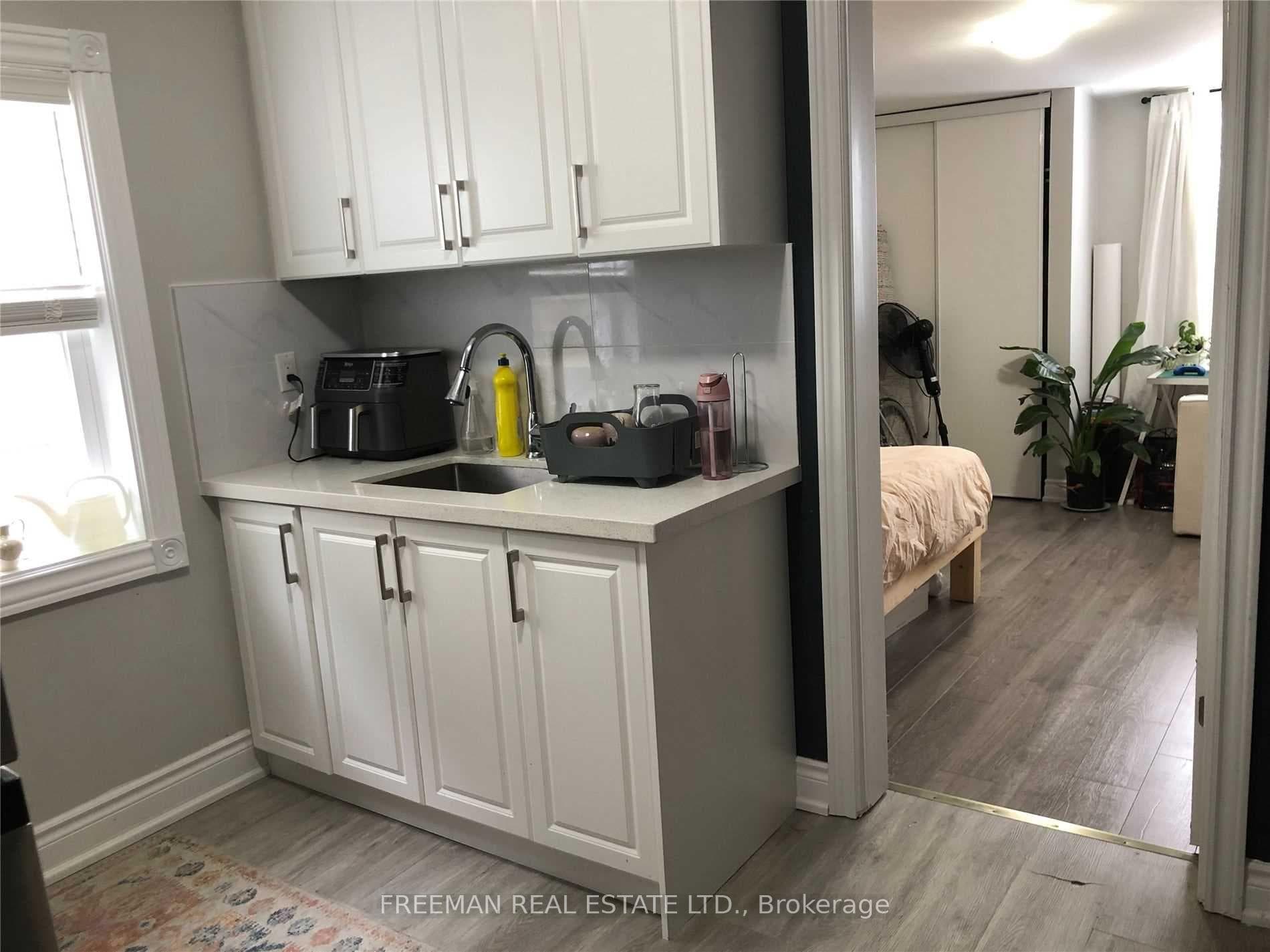 128 Euclid Avenue Unit 2 photo 5
