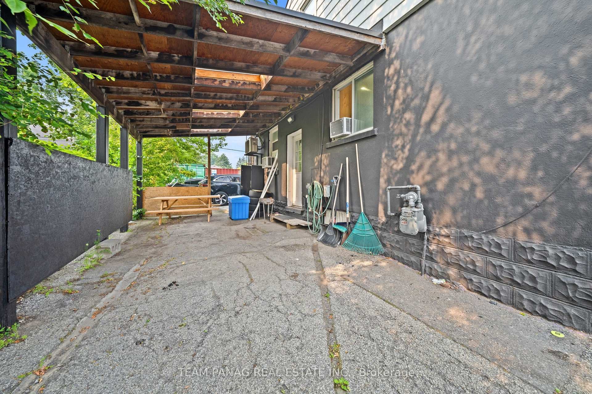 5298 Highway 7 Road Unit A photo 22