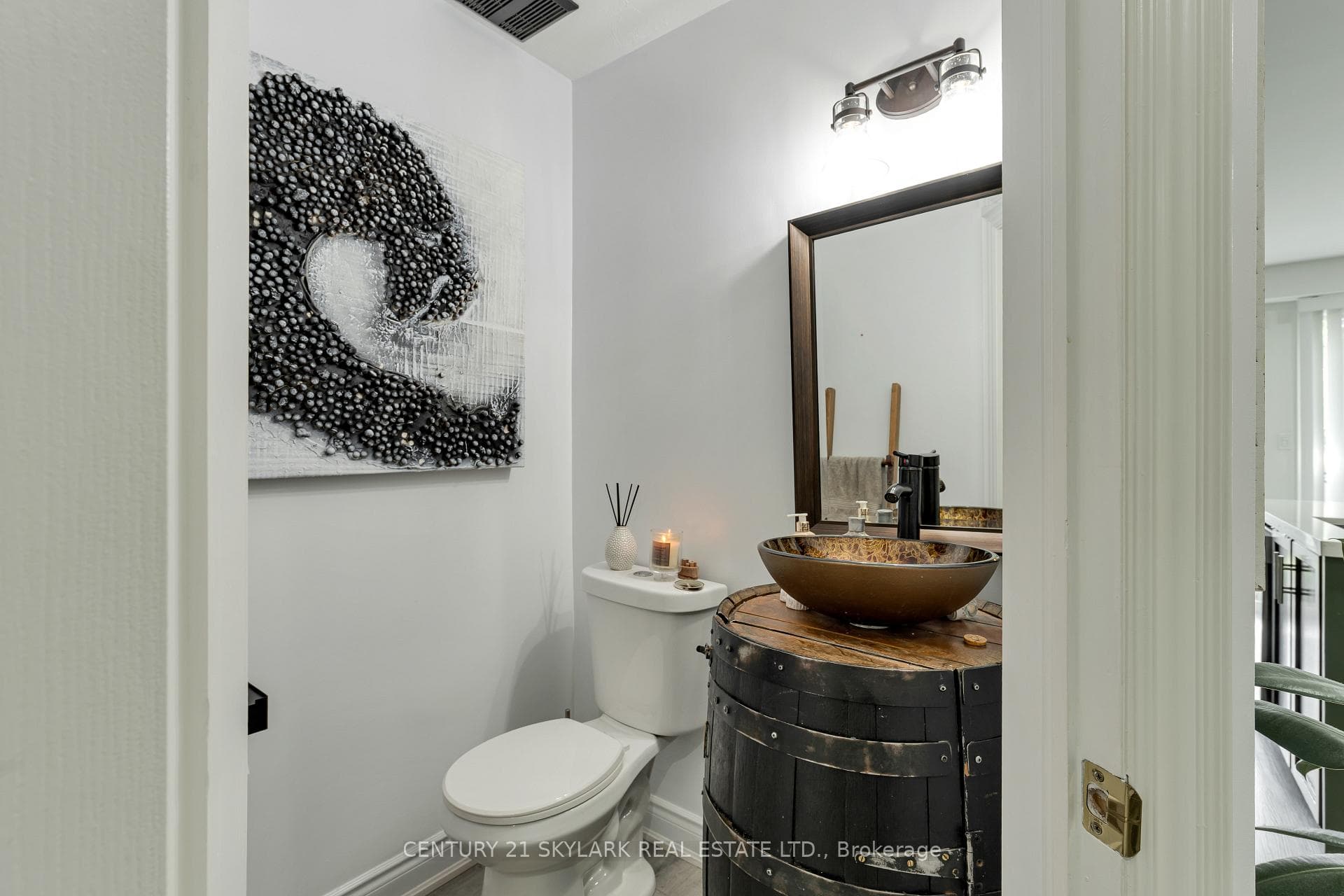 10 Cadham Boulevard Unit 18 photo 17