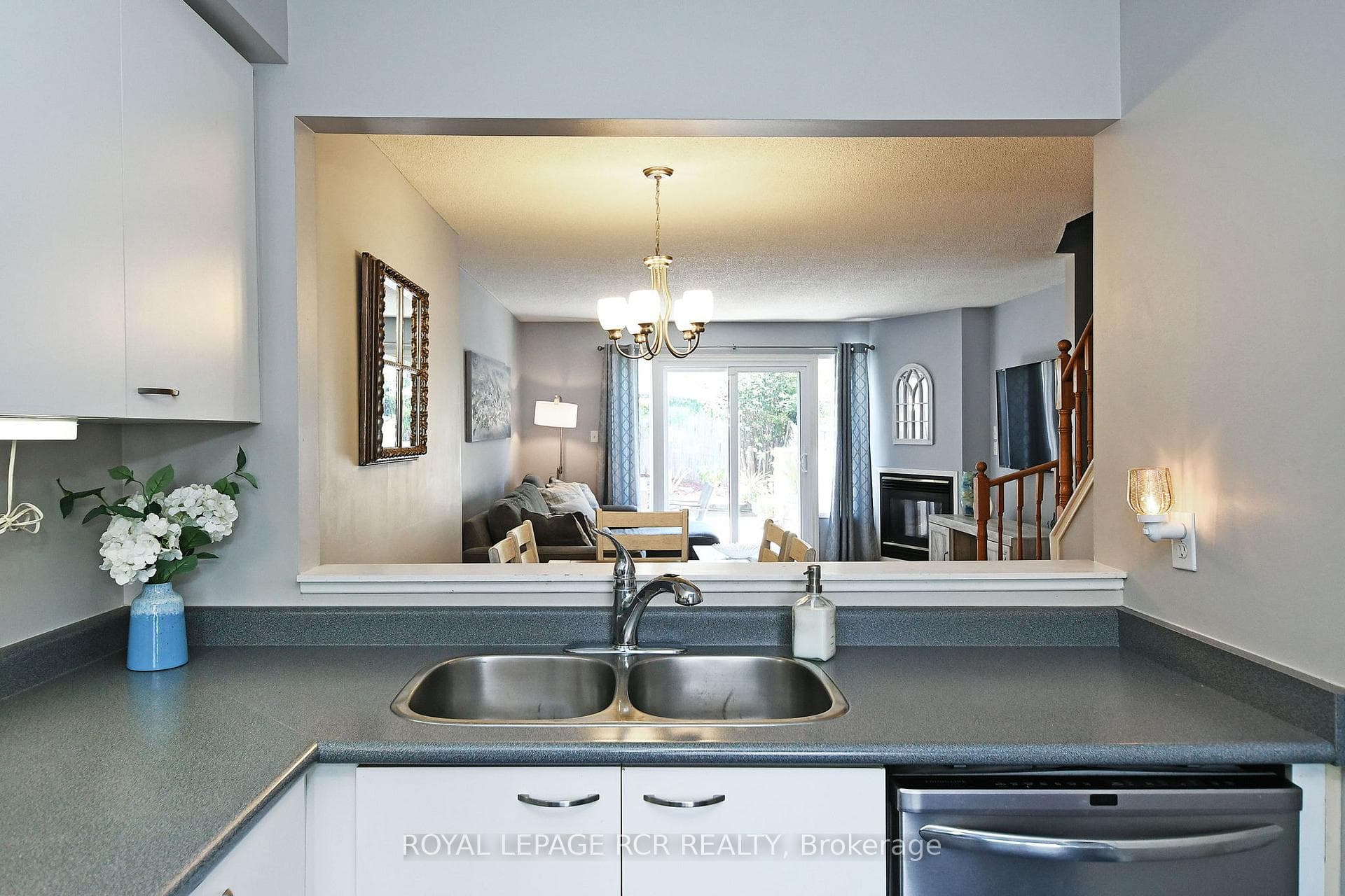152 Brandy Lane Way Unit 19 photo 10