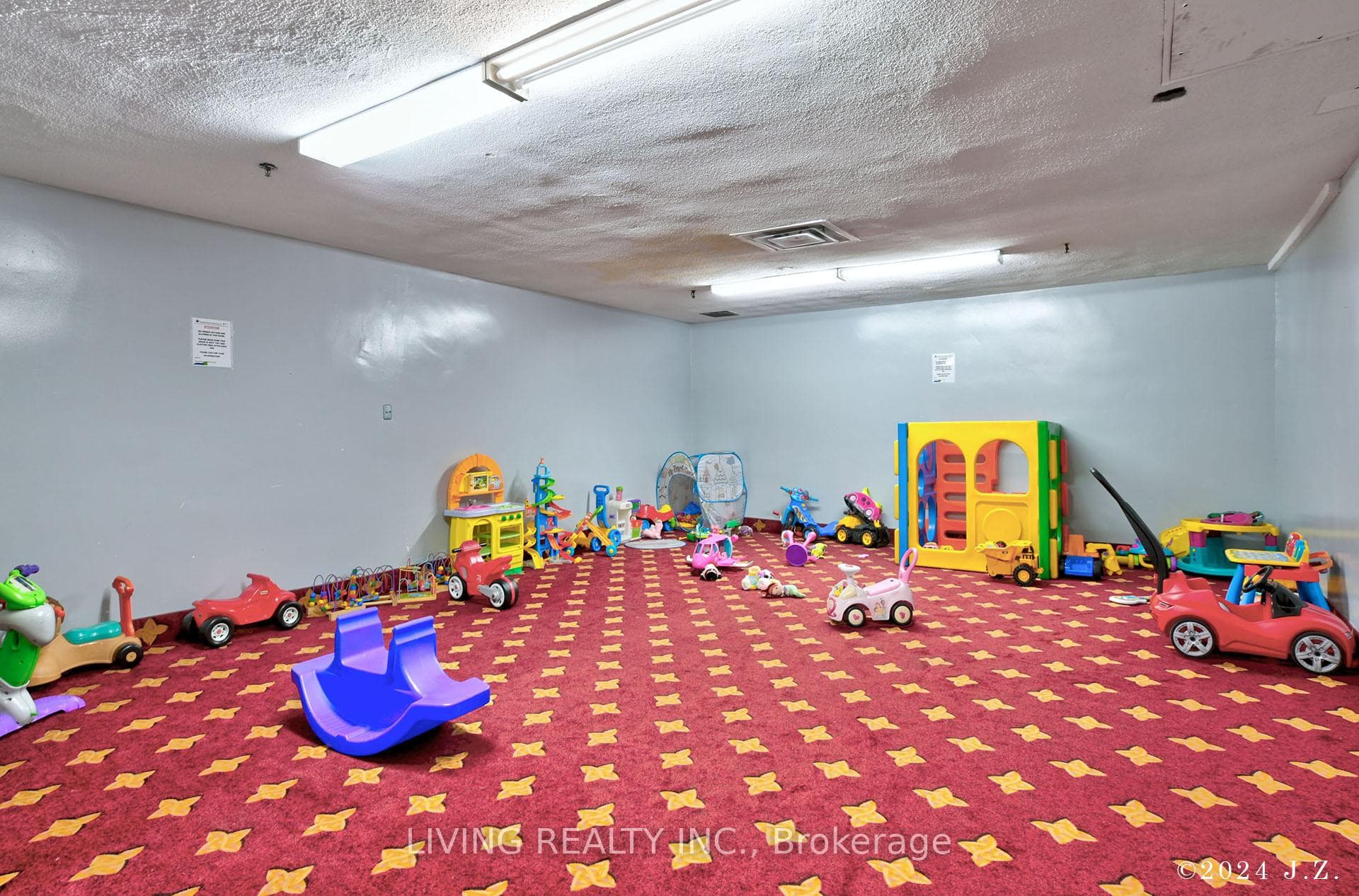 362 The East Mall N/A Unit 401 photo 30