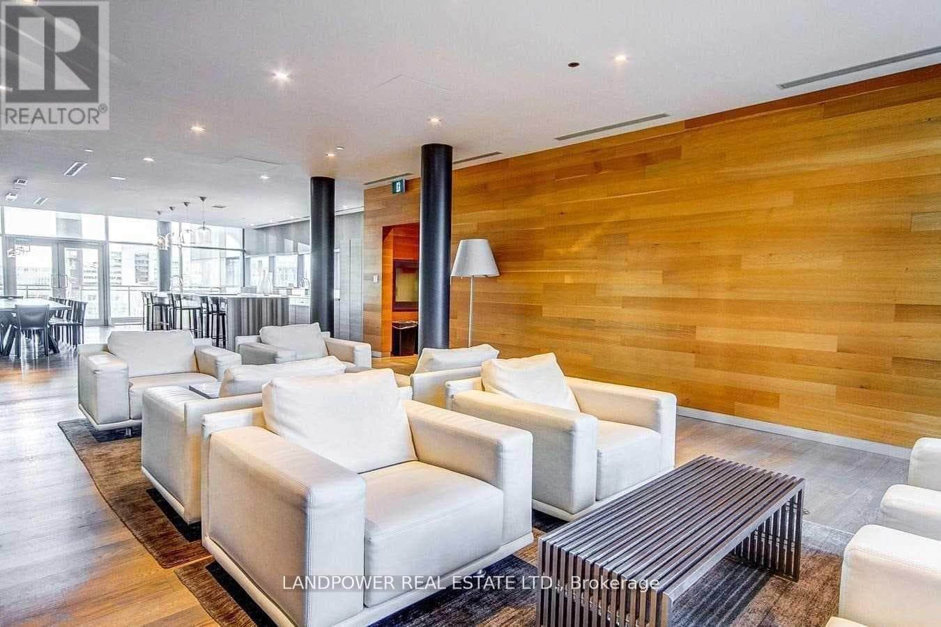 4K Spadina Avenue Unit 720 photo 30