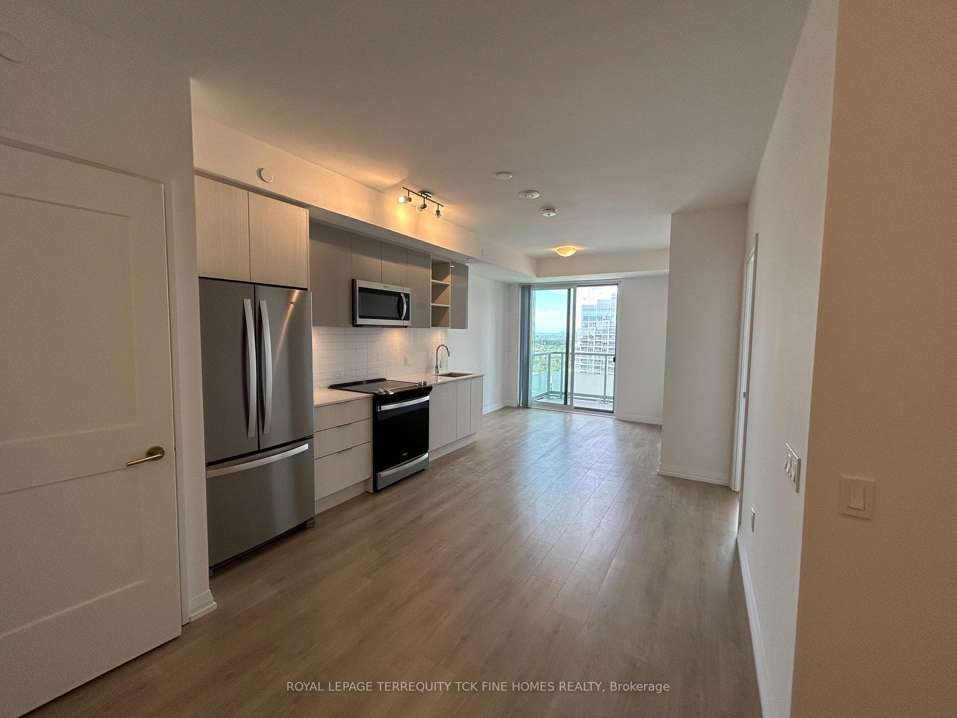 50 Dunfield Avenue Unit 3414 photo 2
