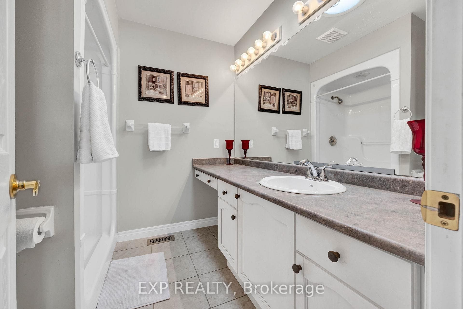 35 Balsam Trail photo 23