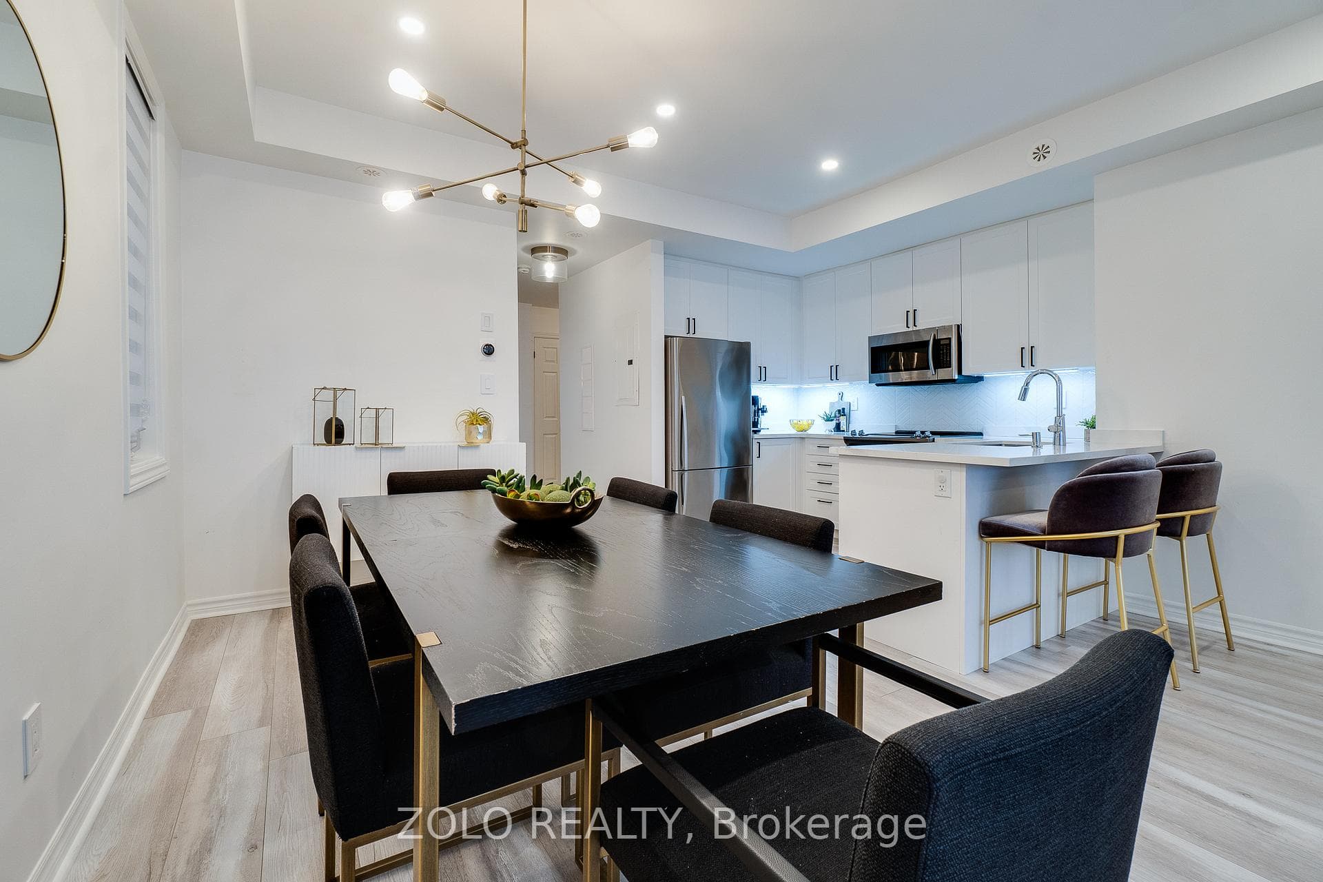 2420 Baronwood Drive Unit 8-02 photo 16