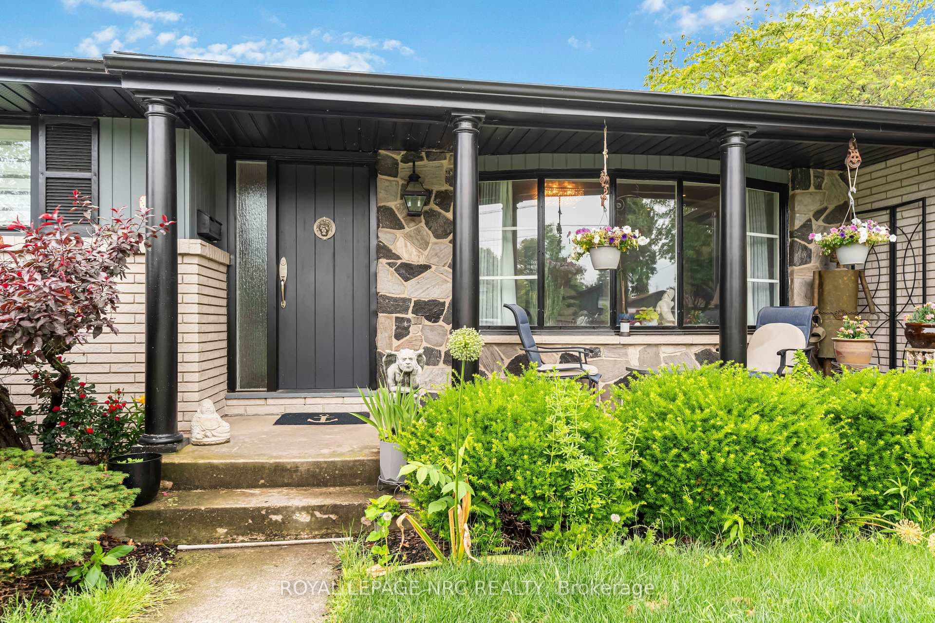 9 Cartier Drive photo 4