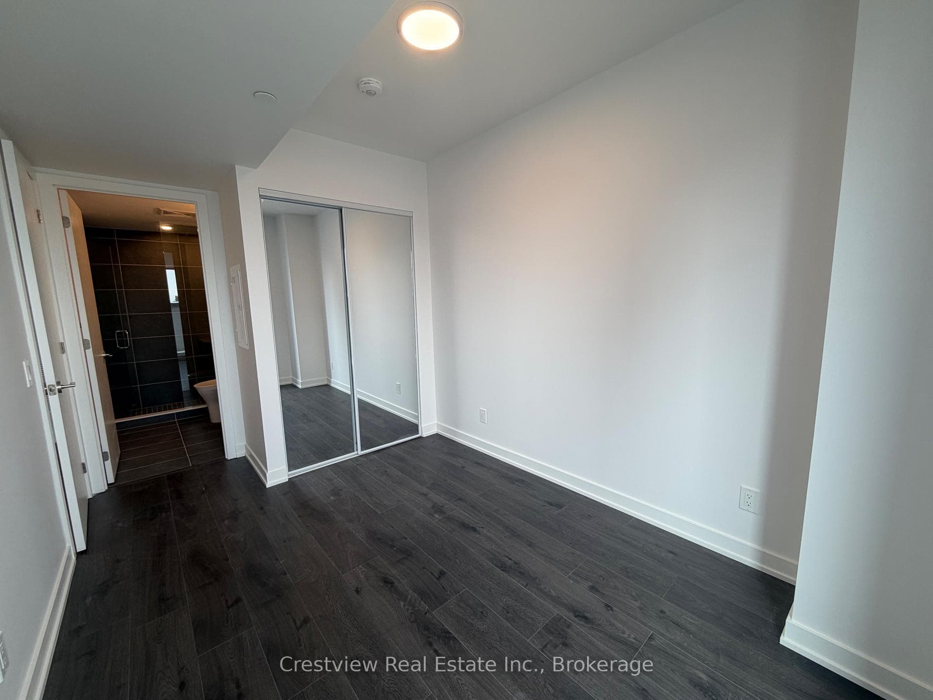 100 Queen Street Unit 1105 photo 5