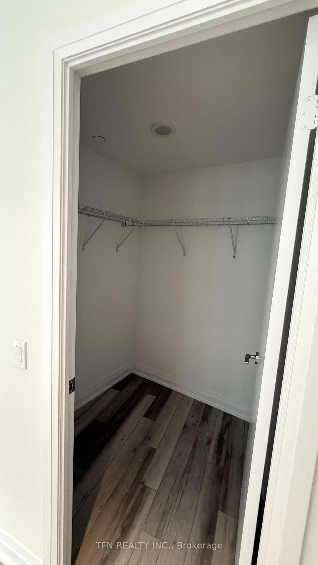 15 Richardson Street Unit 807 photo 12