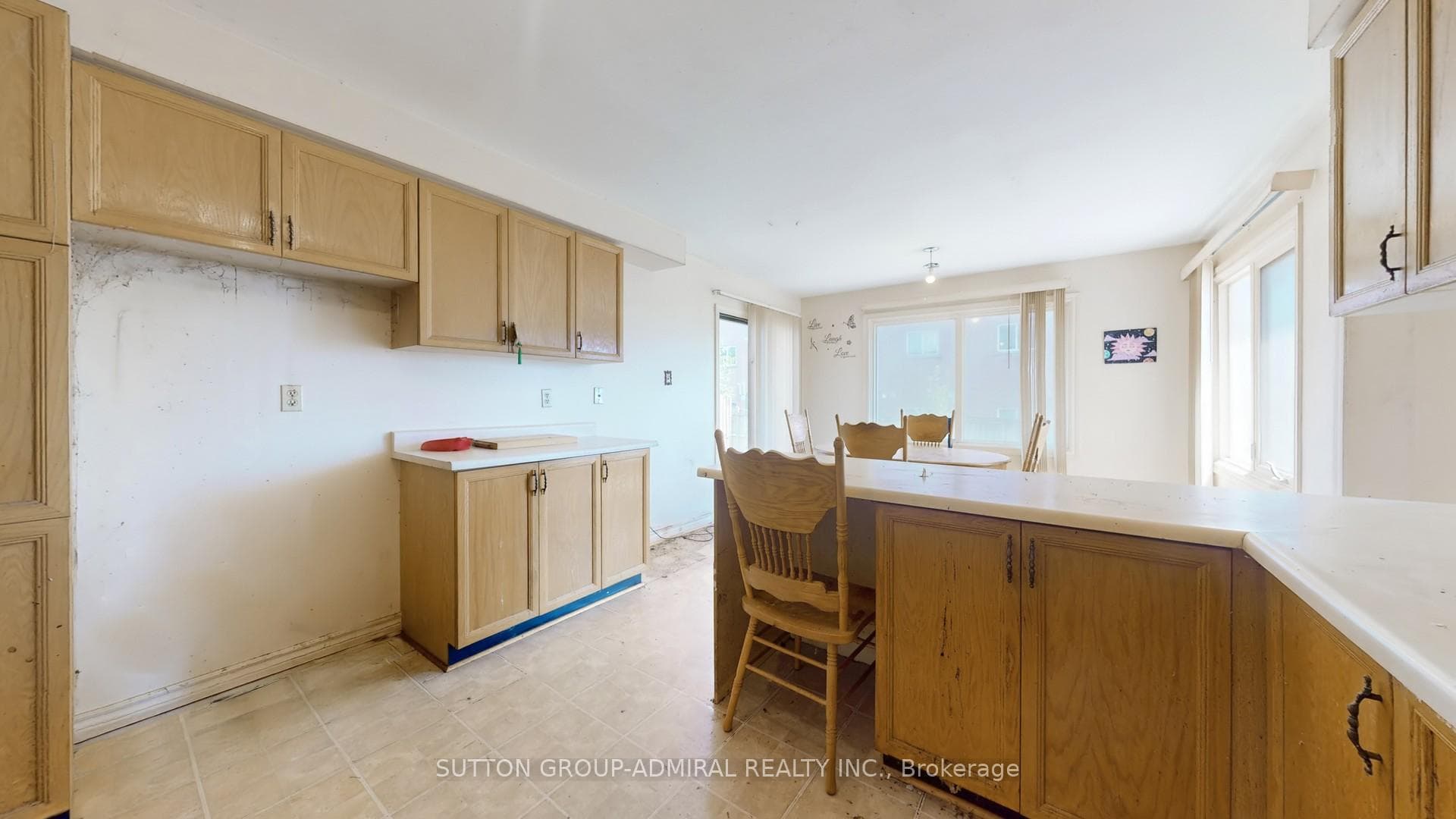 71 Featherstone Avenue photo 9