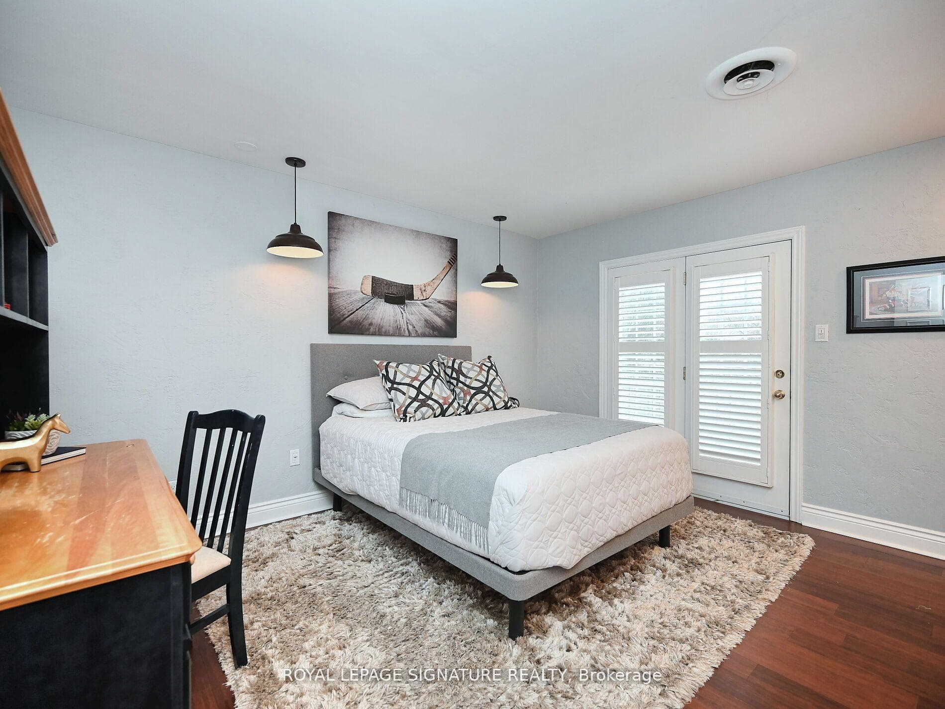 818 Edistel Crescent photo 37