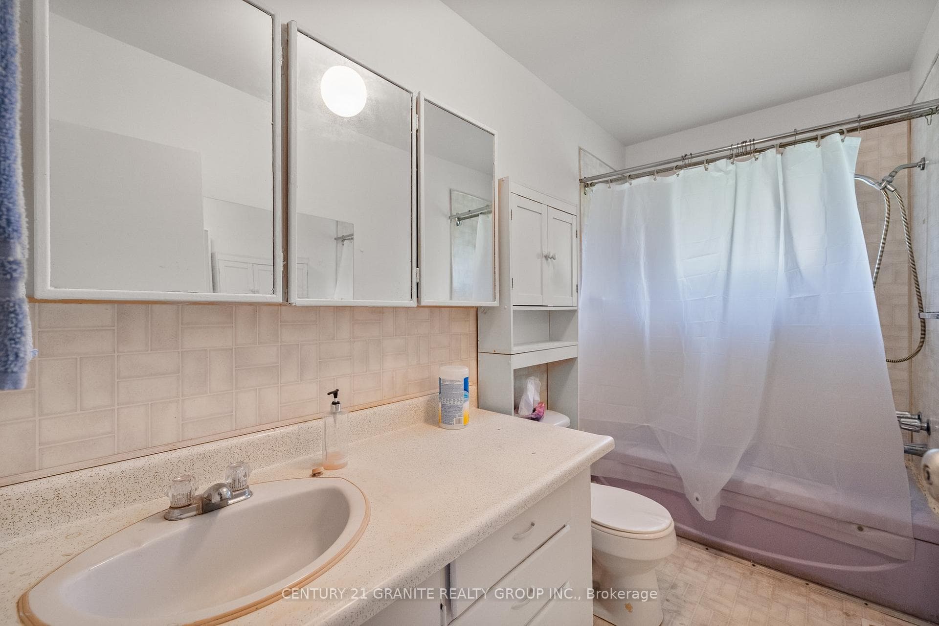 65 Victoria Drive photo 25