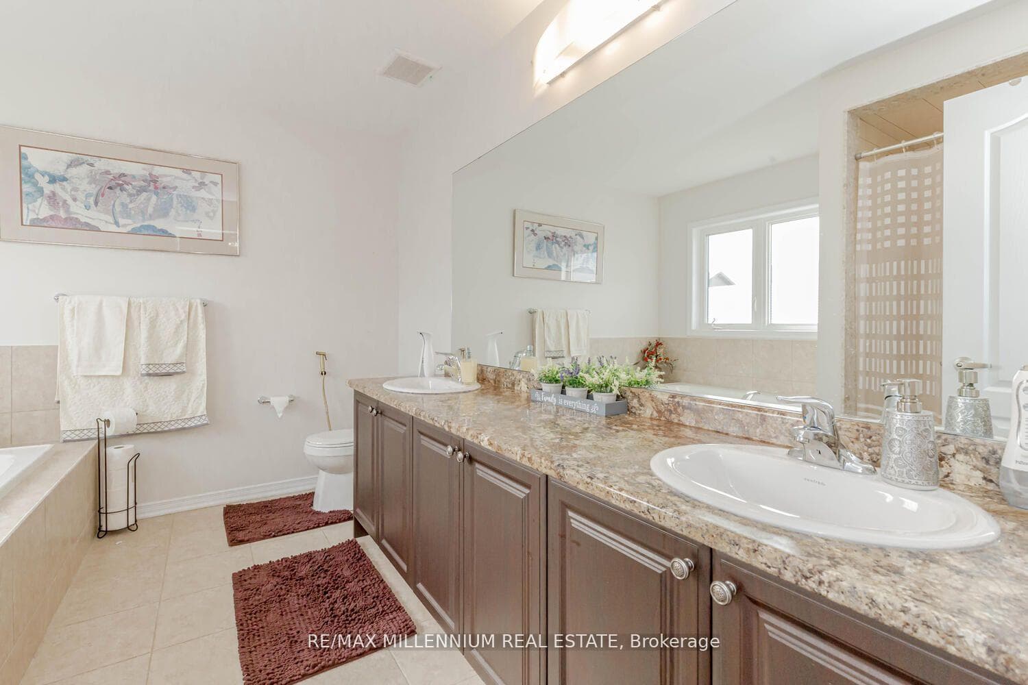 31 Royal Coachman Way photo 27