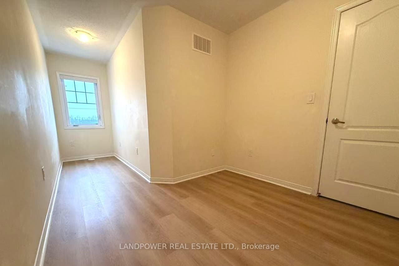 5289 Major Mackenzie Drive photo 17