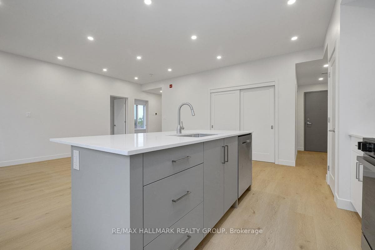 199 Columbus Avenue Unit 8 photo 14