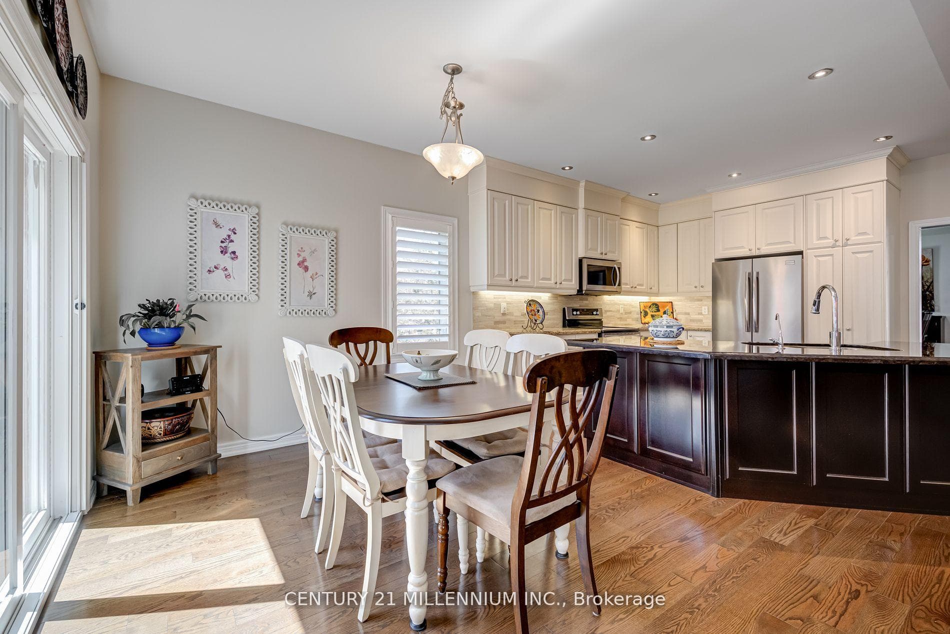35 Borland Crescent photo 9