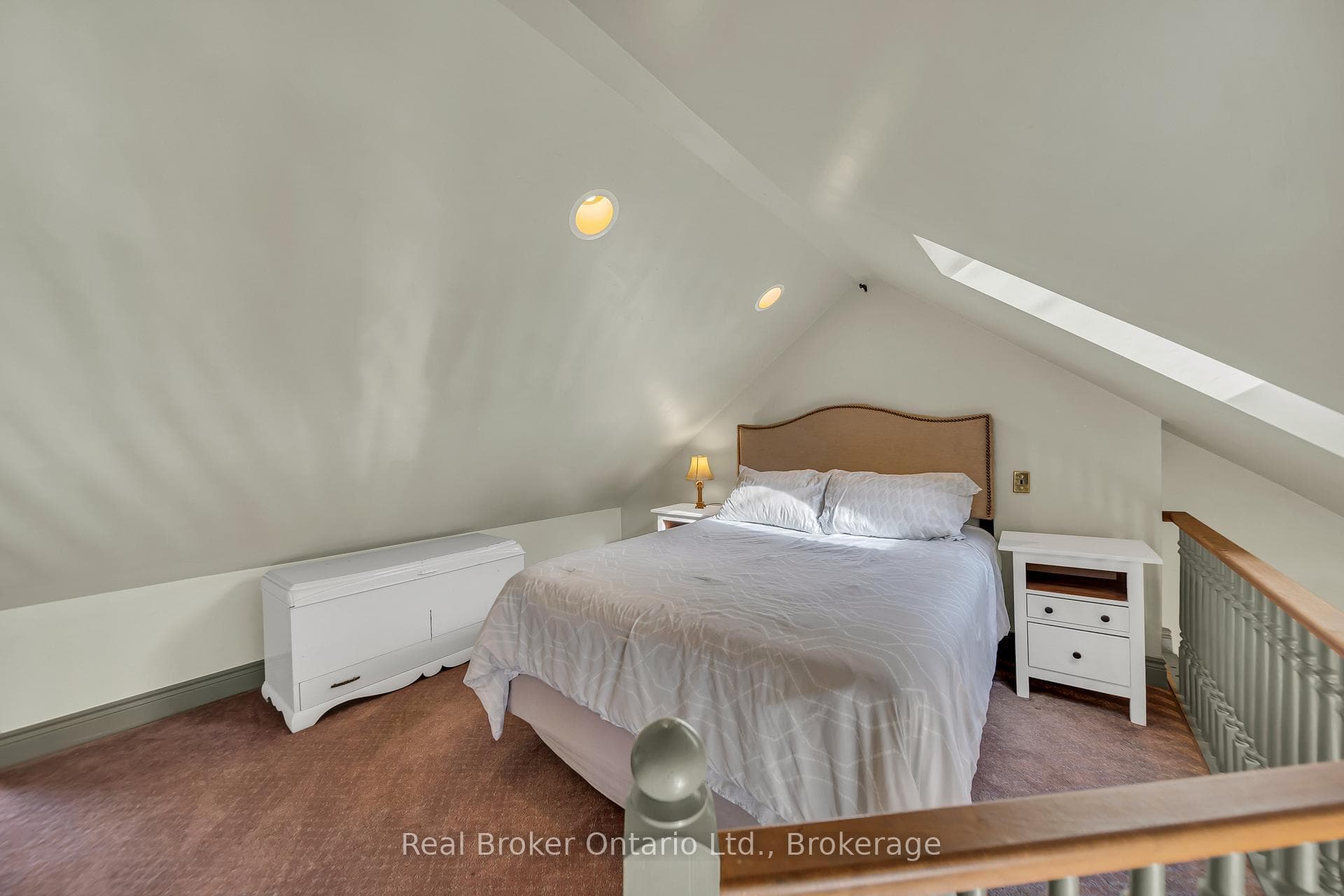 4766 Hyndman Drive photo 31