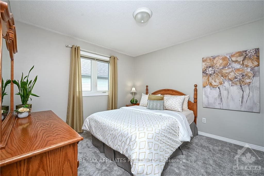 1597 DUPLANTE Avenue photo 21