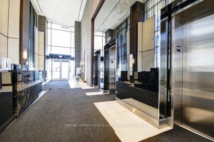 33 Shore Breeze Drive Unit 711 photo 2