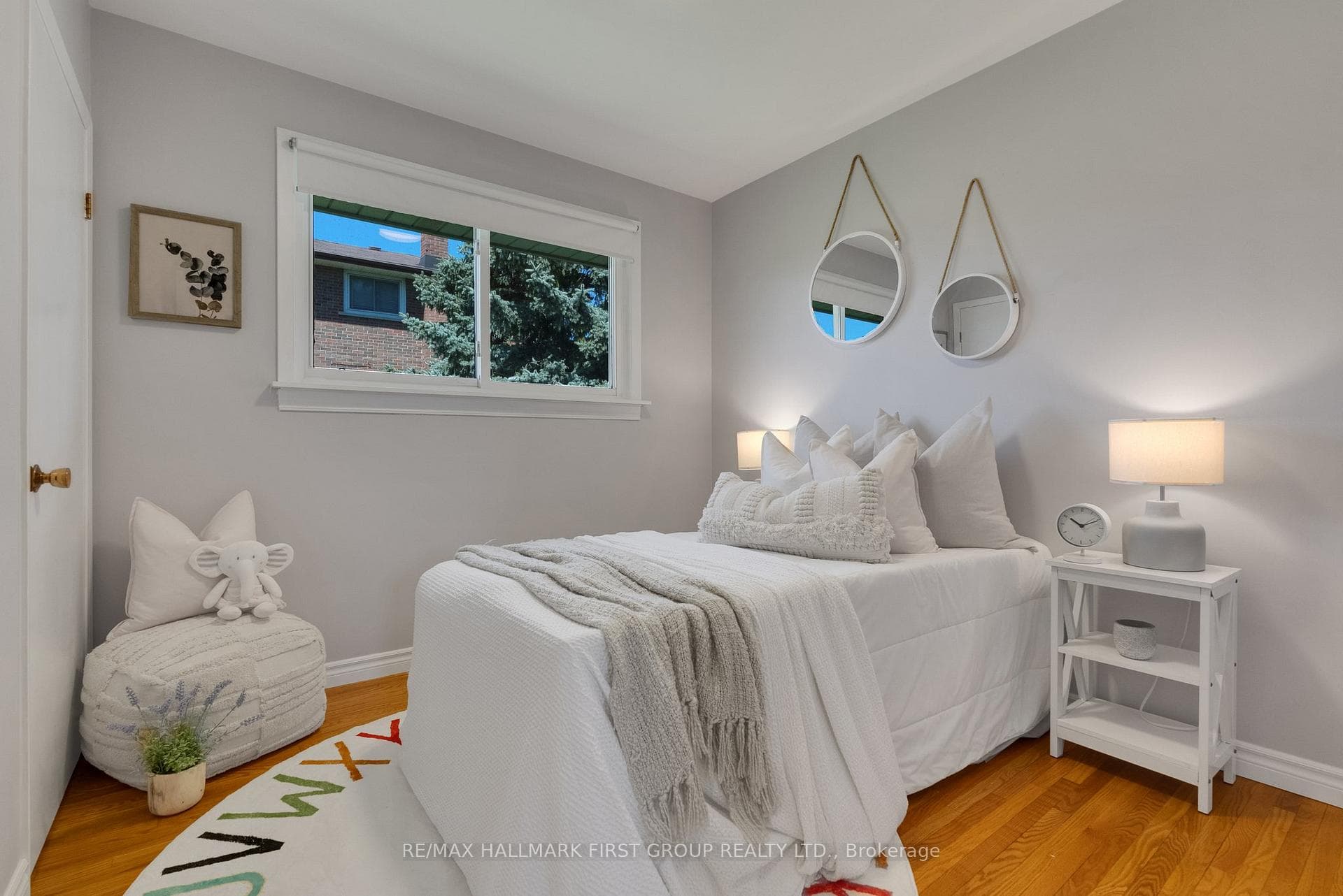 20 Simpson Avenue photo 18
