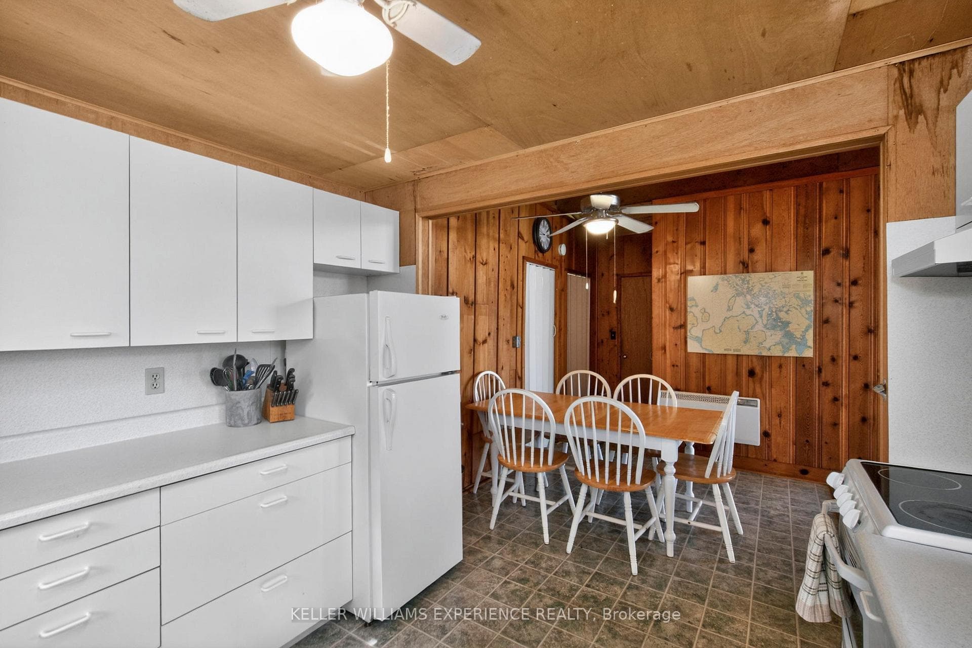 6932 ISLAND 1810 / BONE ISLAND N/A photo 10