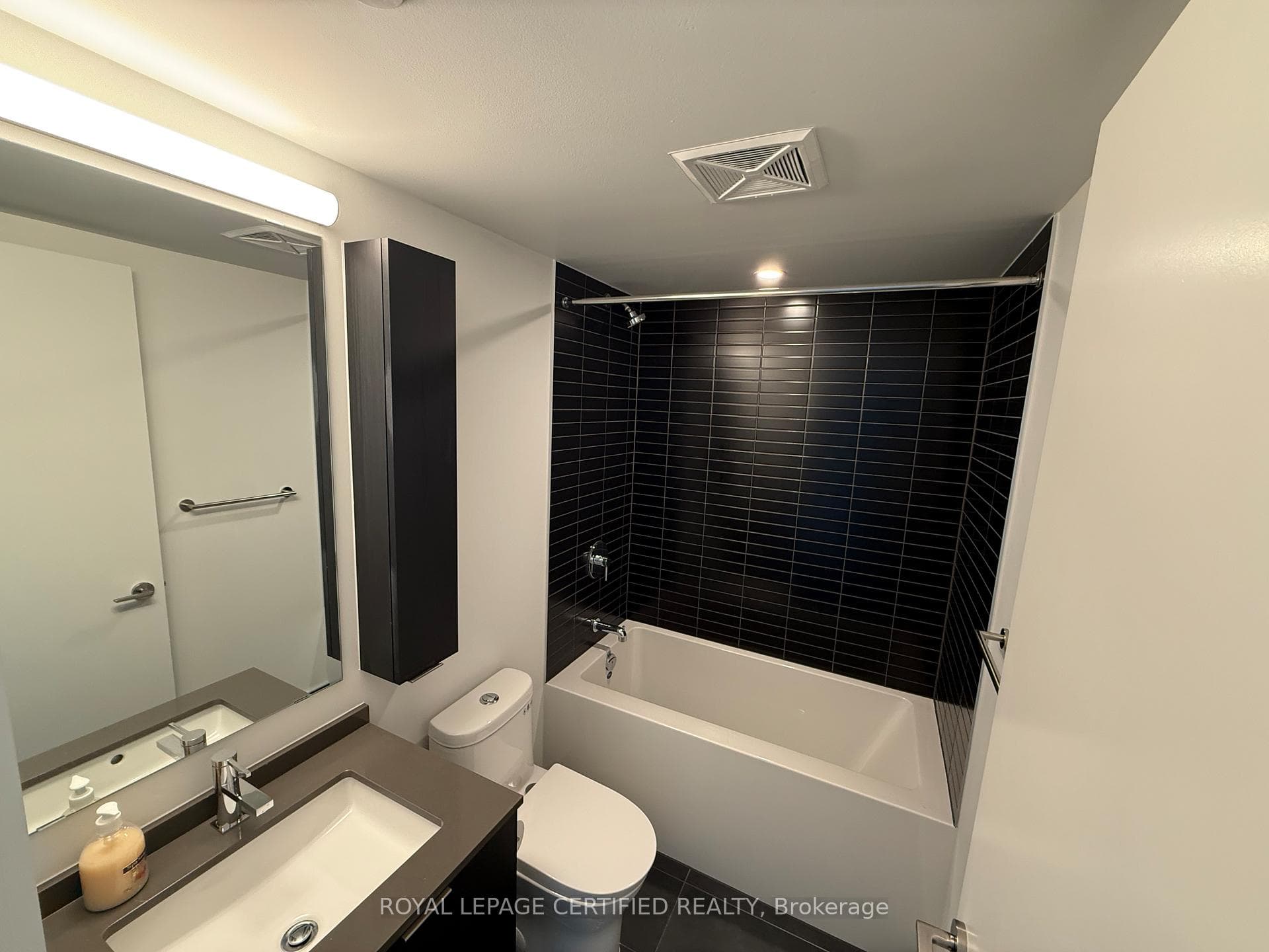 3009 Novar Road Unit 620 photo 6