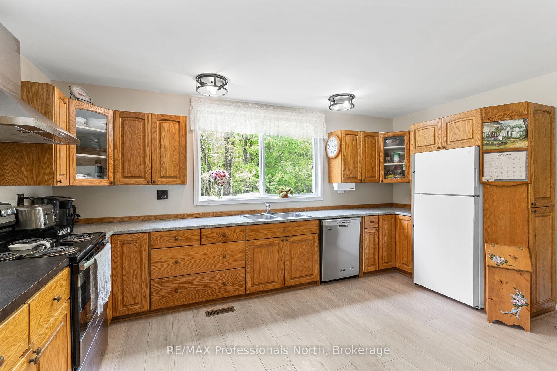 1577 Bethel Road photo 12