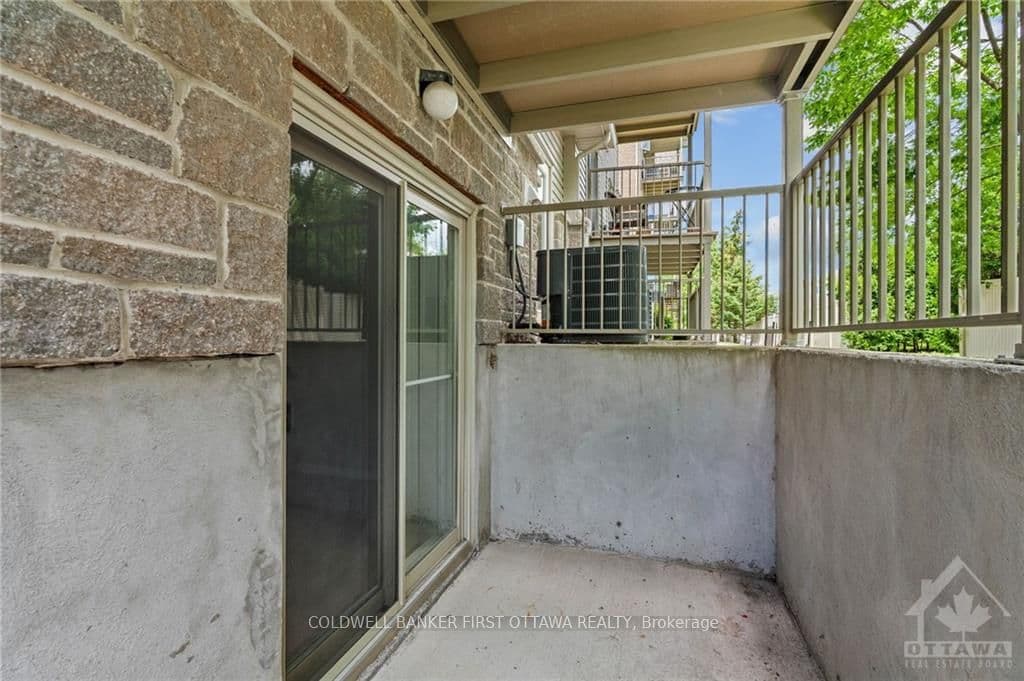 100 BRIARGATE Unit 2 photo 27