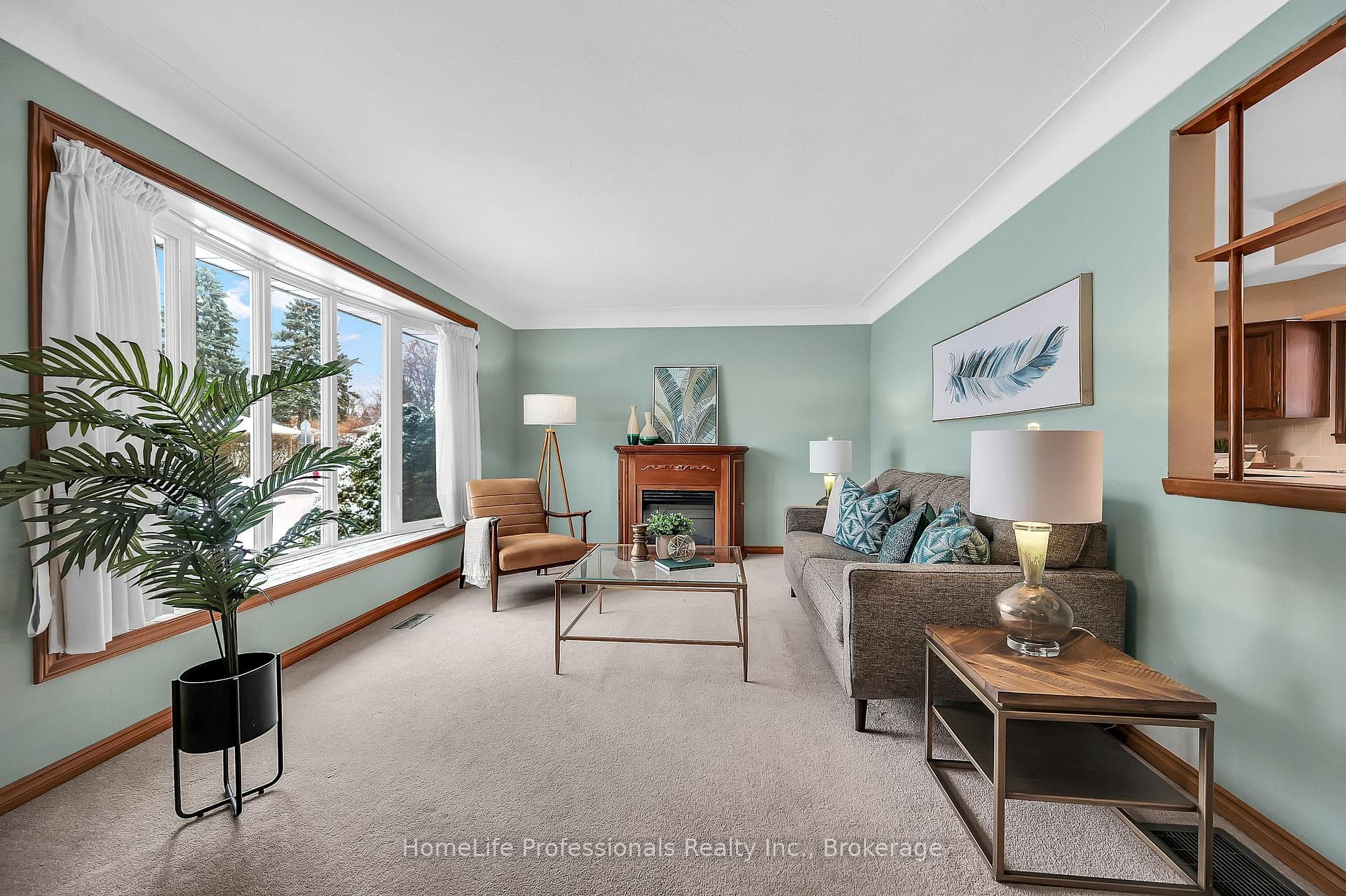 200 Huron Avenue photo 6