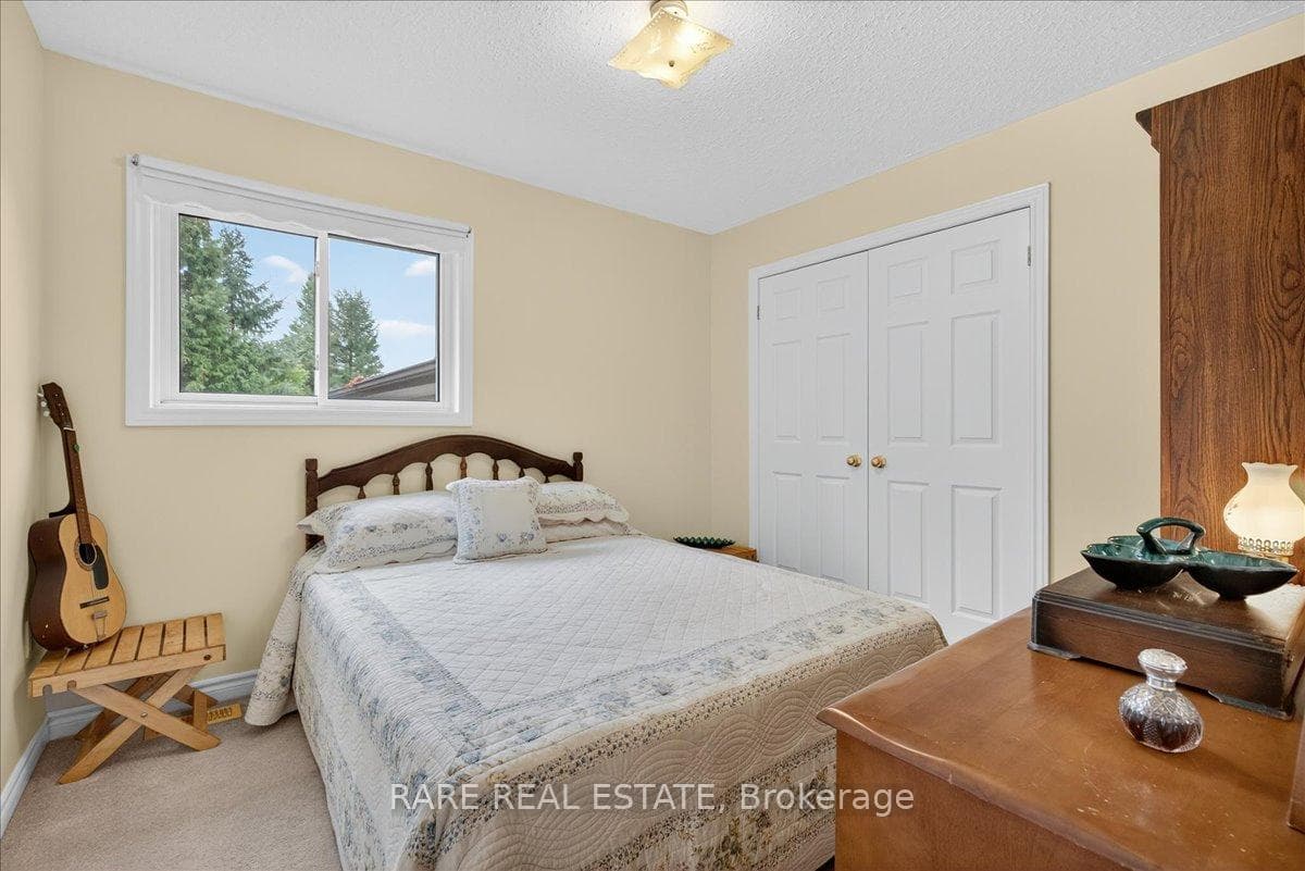 18 Lamers Crescent photo 13