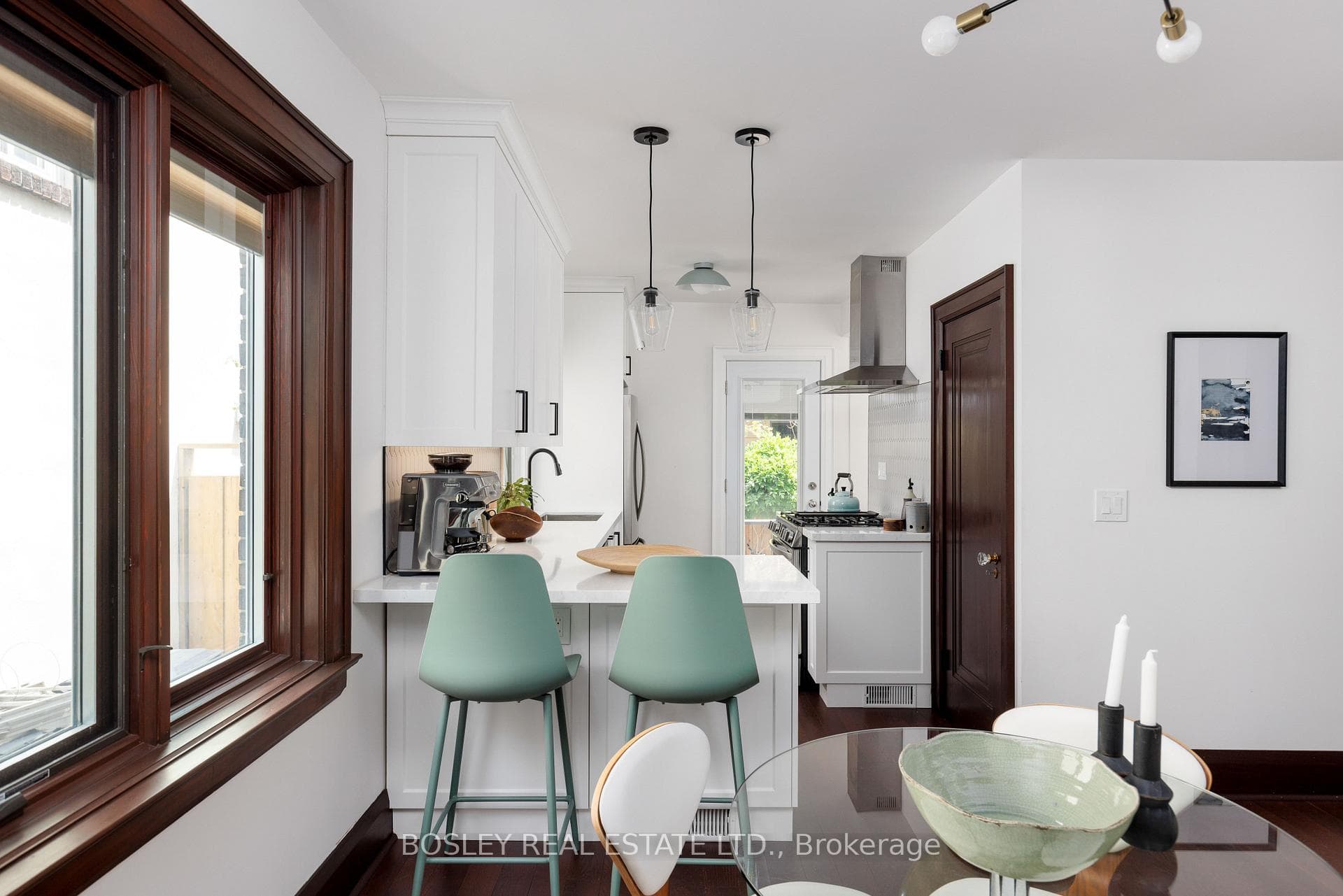 249 Gainsborough Road photo 18