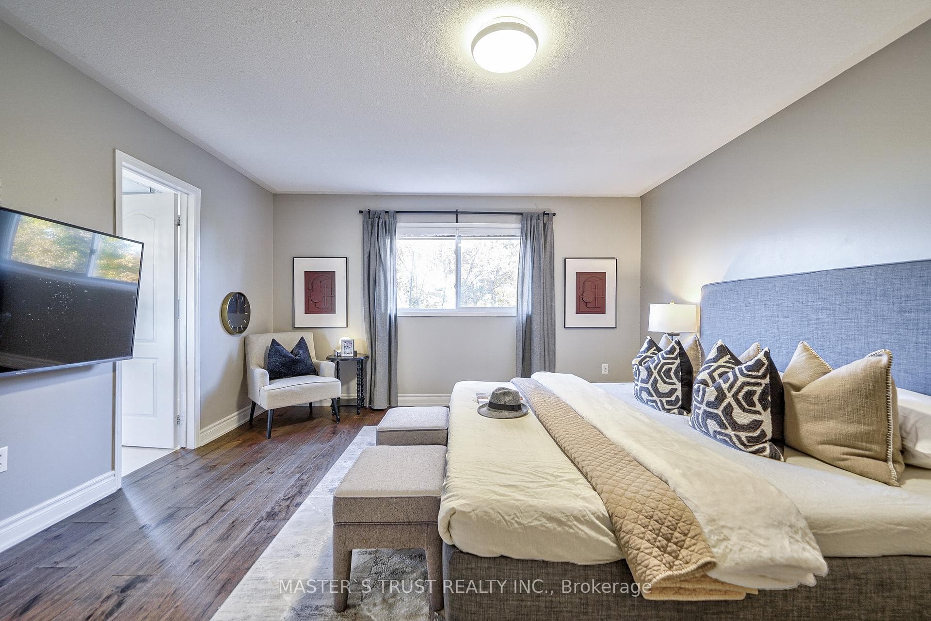 106 Lebovic Drive photo 23