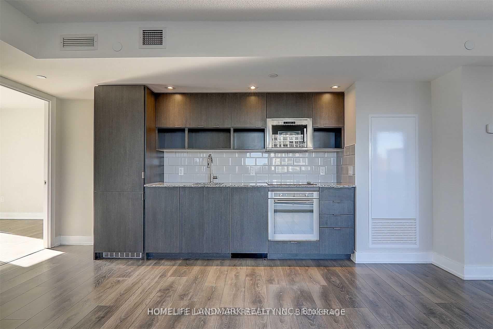 89 Mcgill Street Unit 708 photo 6