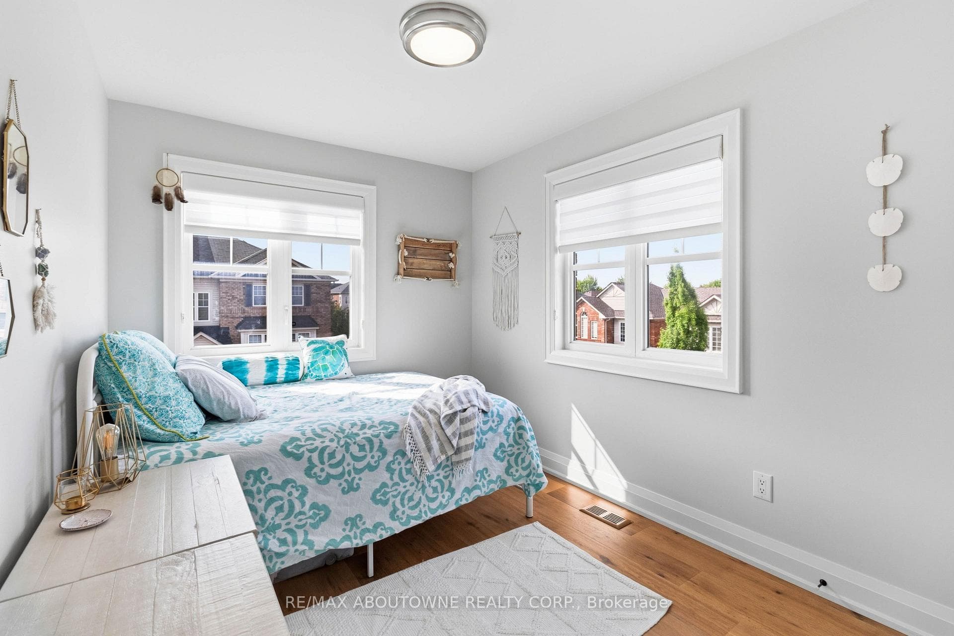 2228 Jillian Lane photo 22