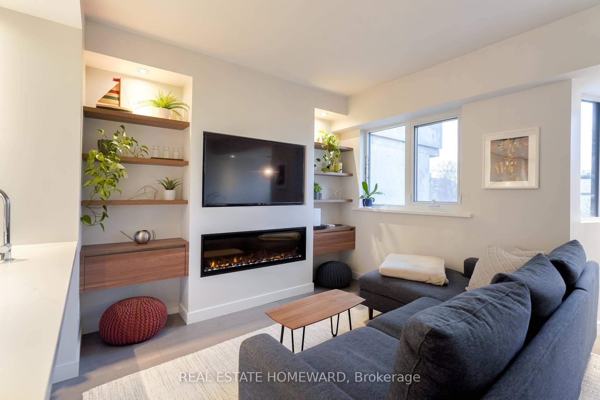80 Adelaide Street Unit TH16 photo 5