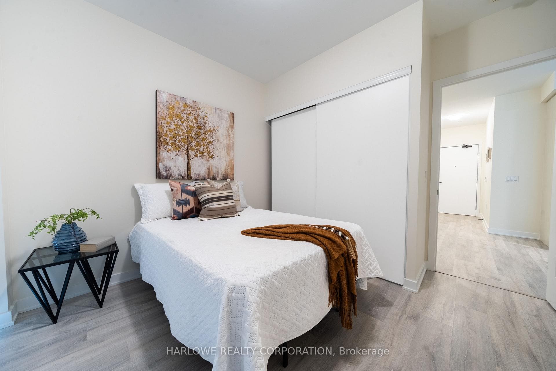 4655 Metcalfe Avenue Unit 109 photo 38