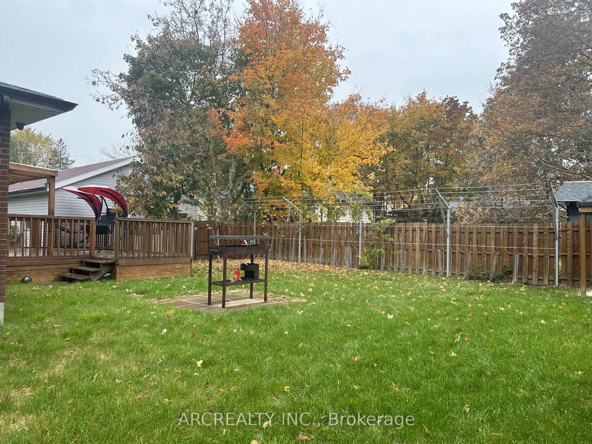 119 Wood Lane photo 30