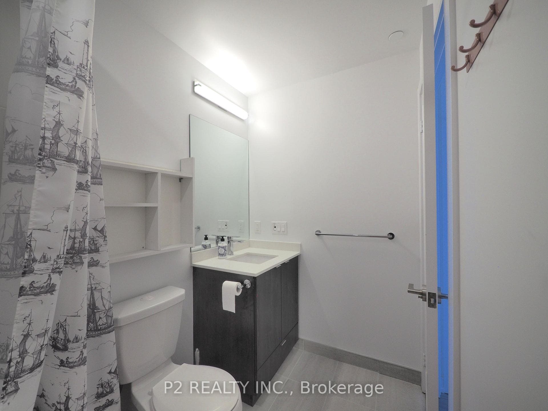 225 Village Green Square Unit 306 photo 28