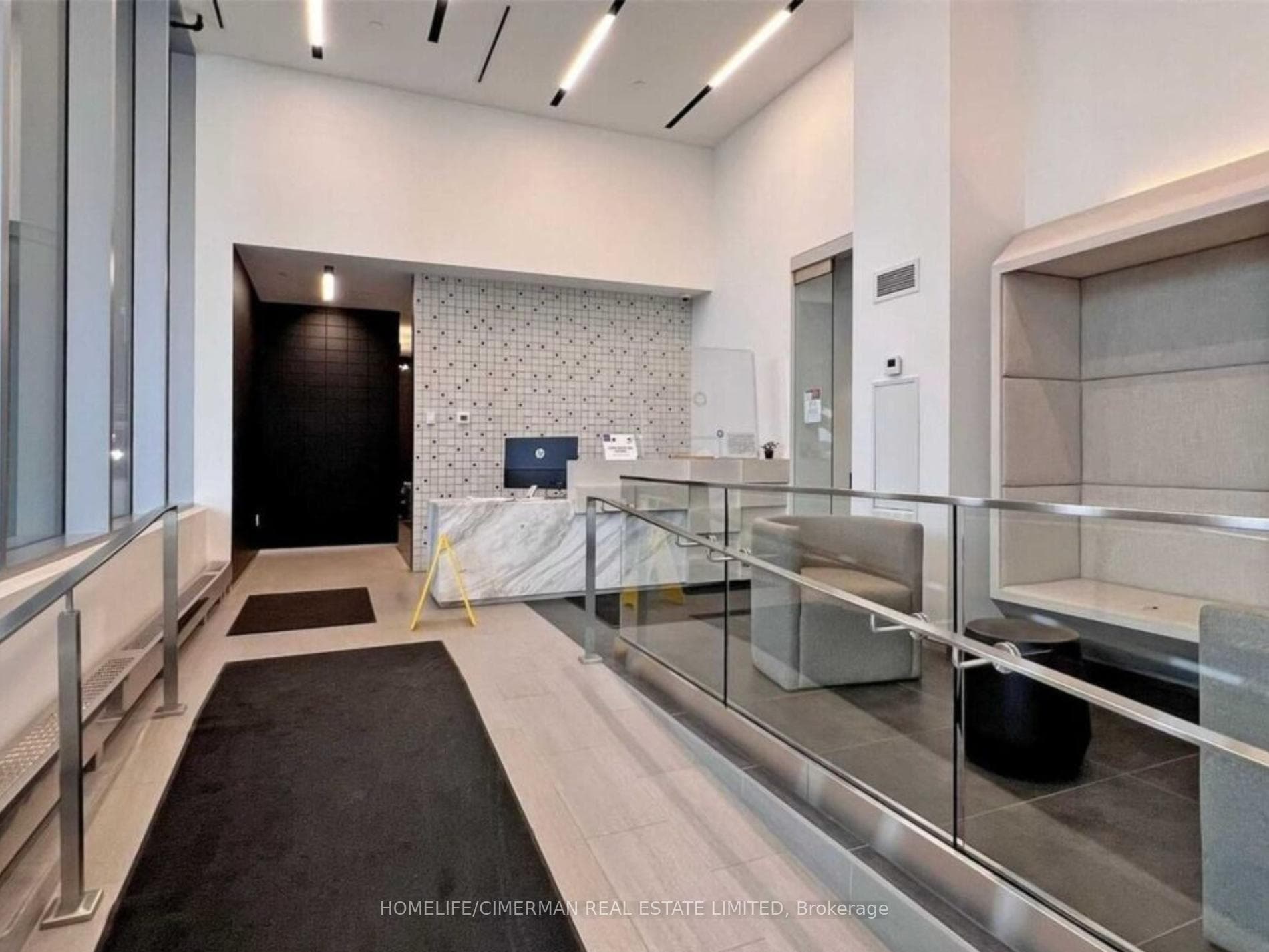 99 Broadway Avenue Unit PH12 photo 8