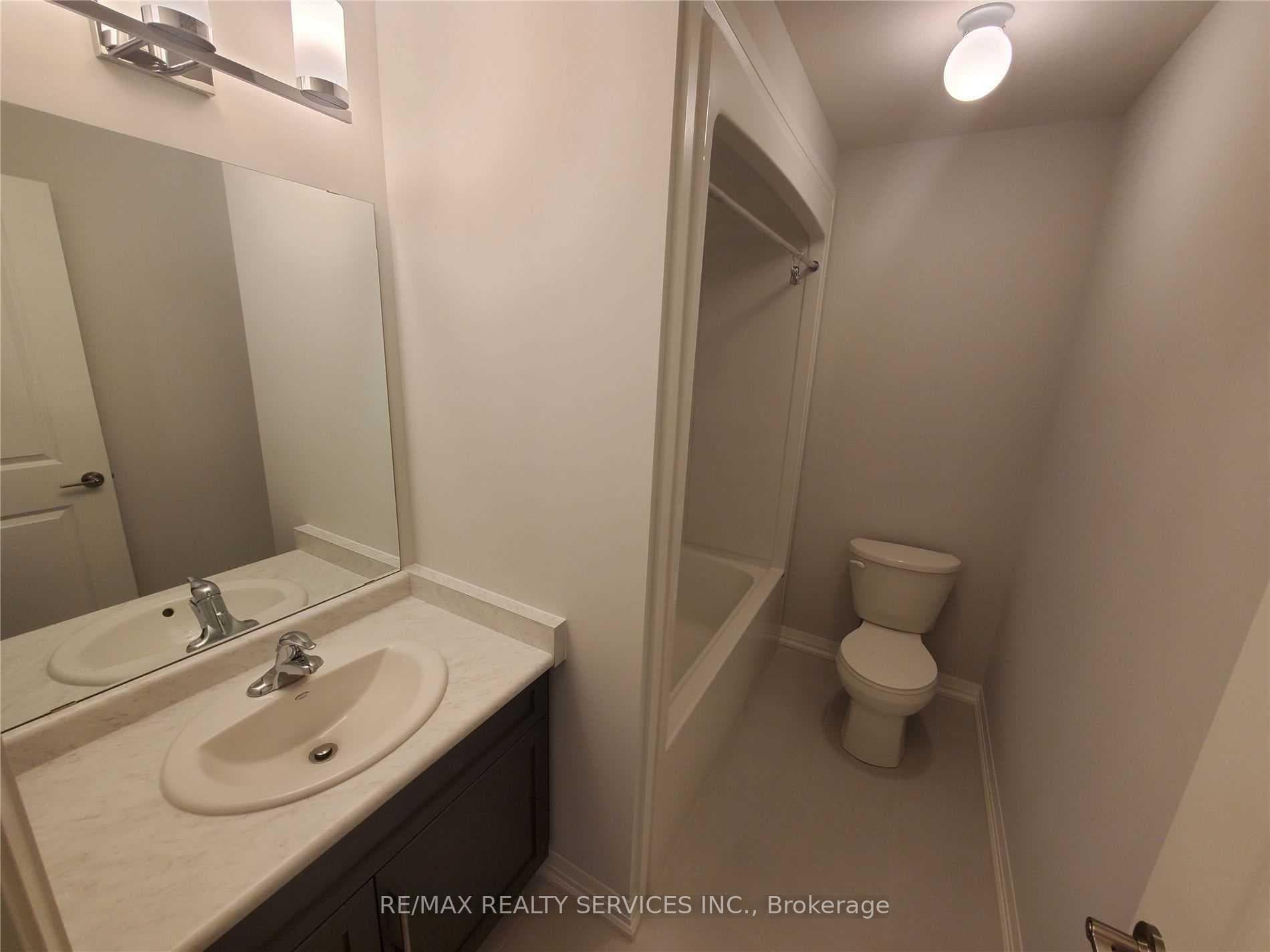 7418 Jonathan Drive photo 10