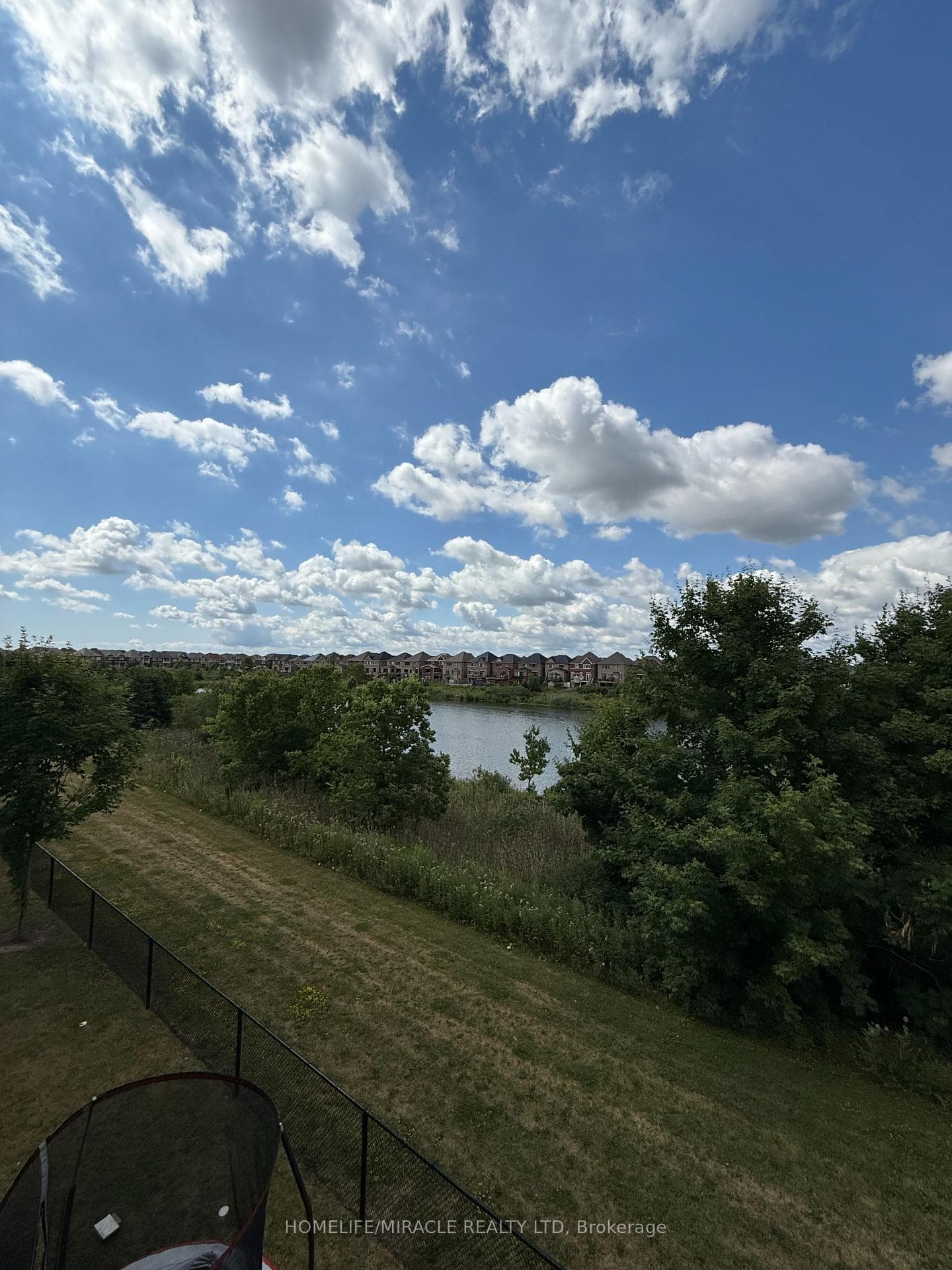 8 Pomarine Way photo 22