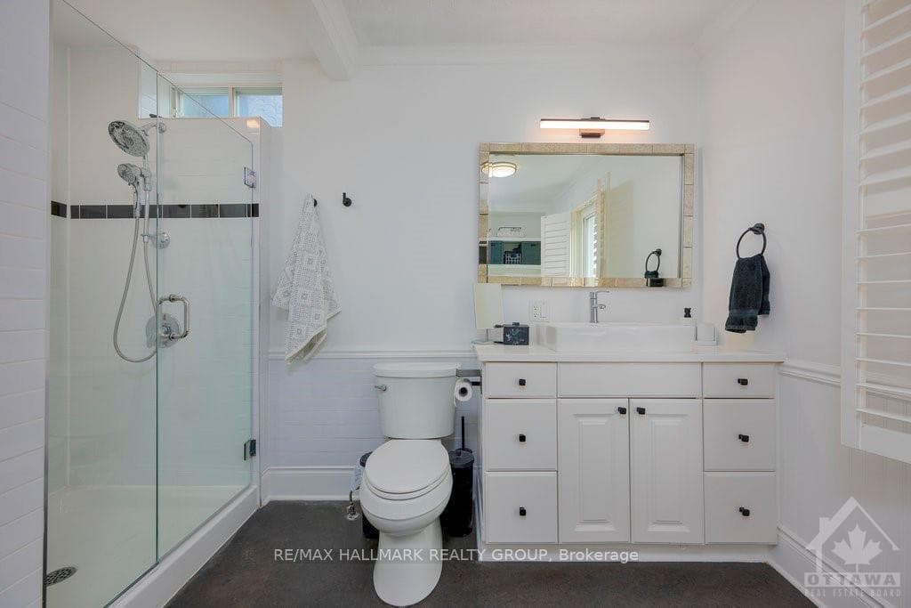 120 PRIMROSE Avenue photo 22