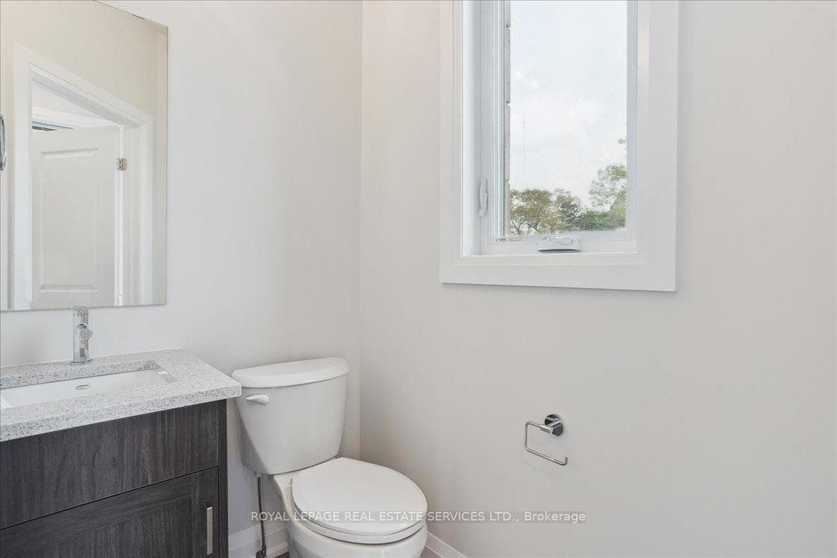 143 Elgin Street Unit 31 photo 5