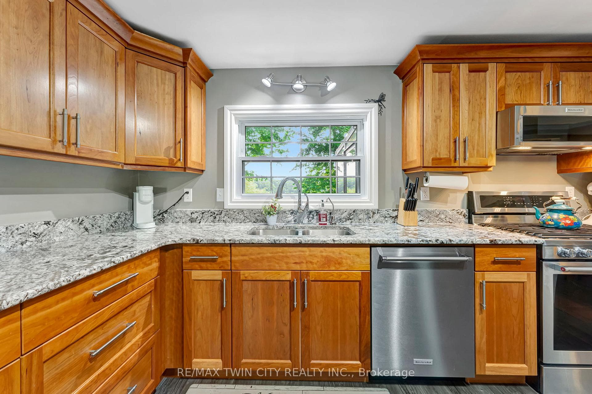 806201 Oxford 29 Road Unit 67 photo 9