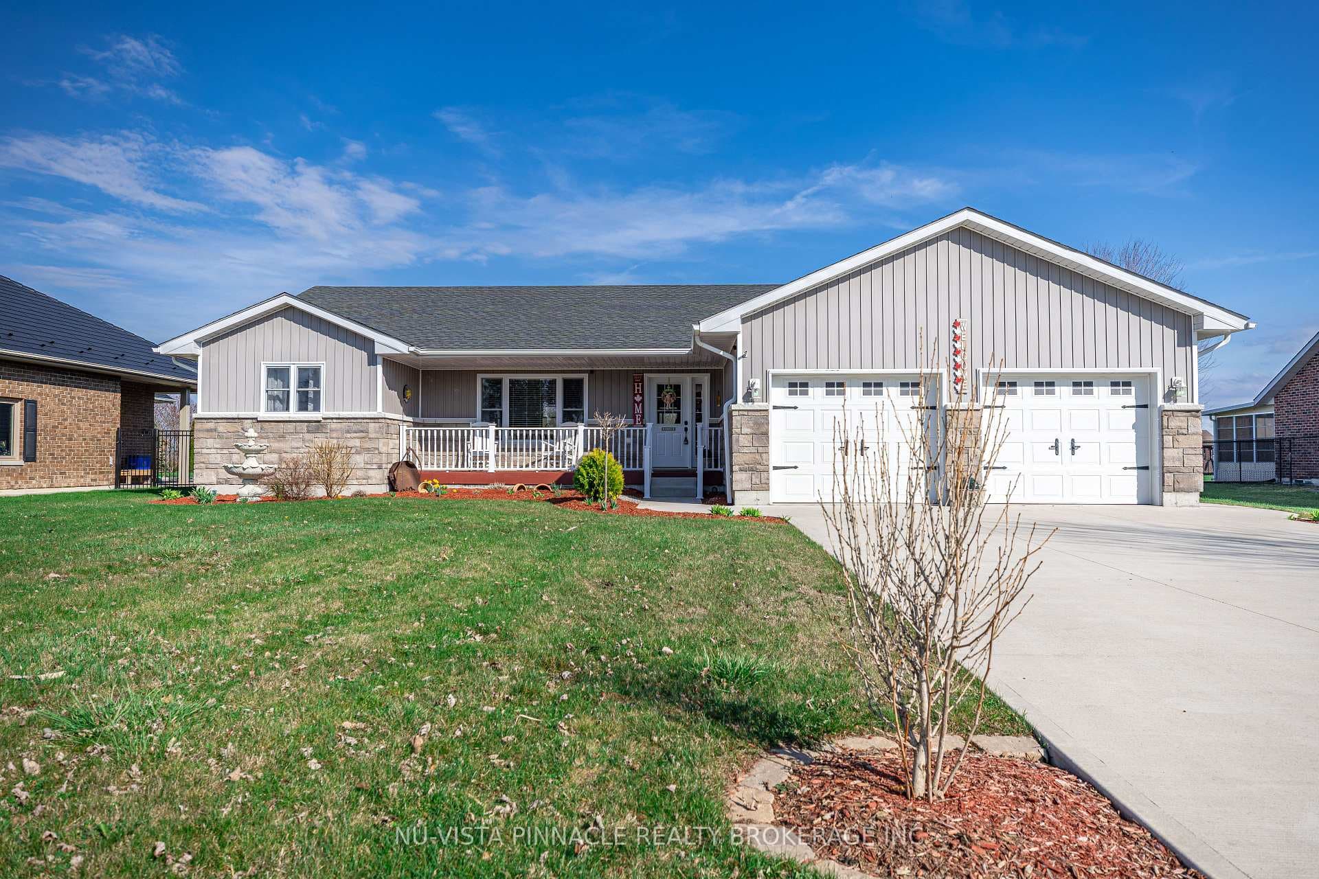 3864 St Clair Parkway photo 4