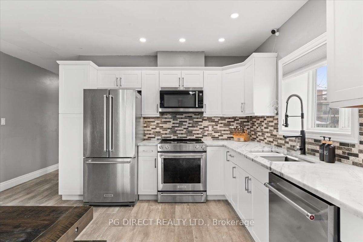 329 Sidney Street photo 7