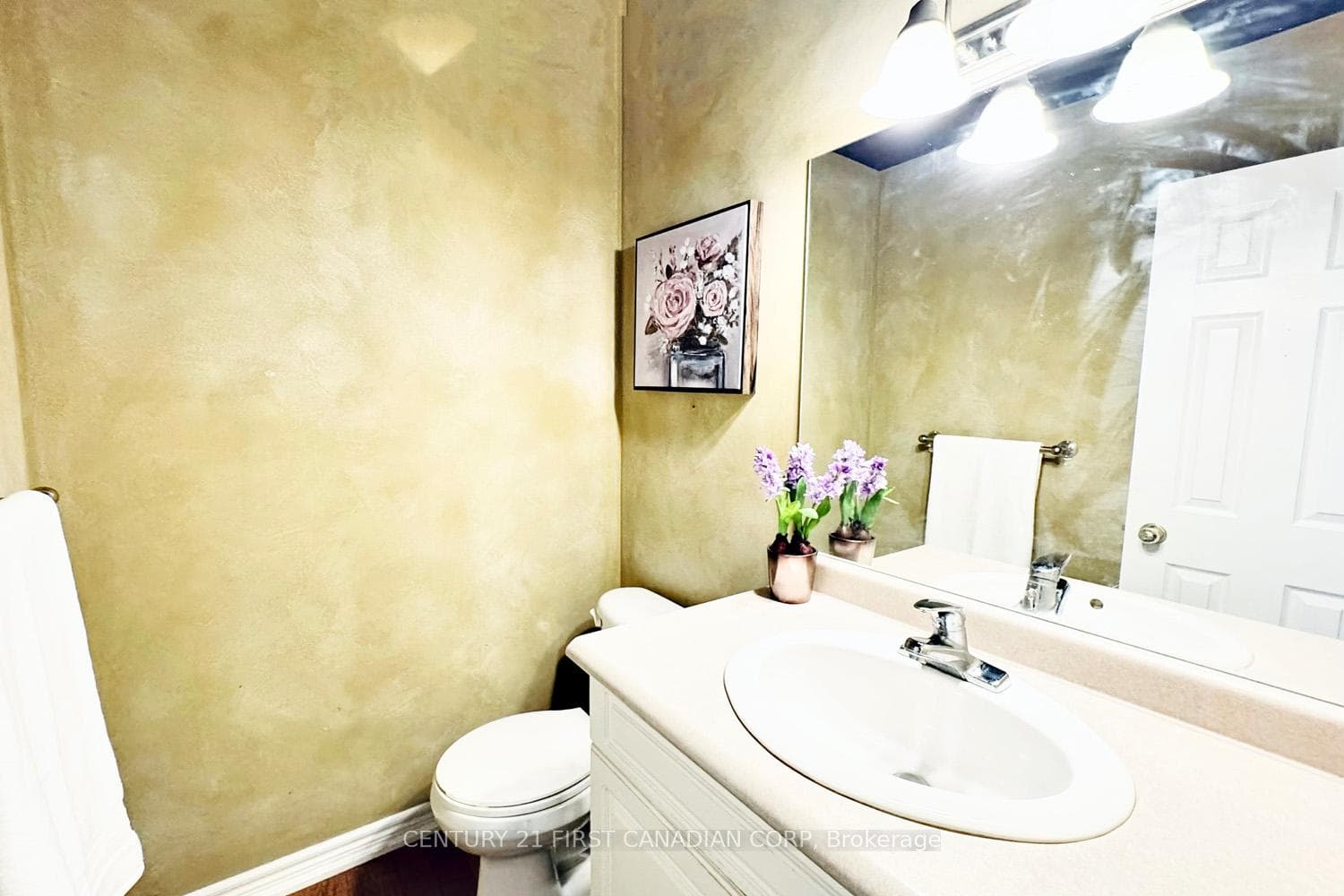 1836 Haycock Place photo 17