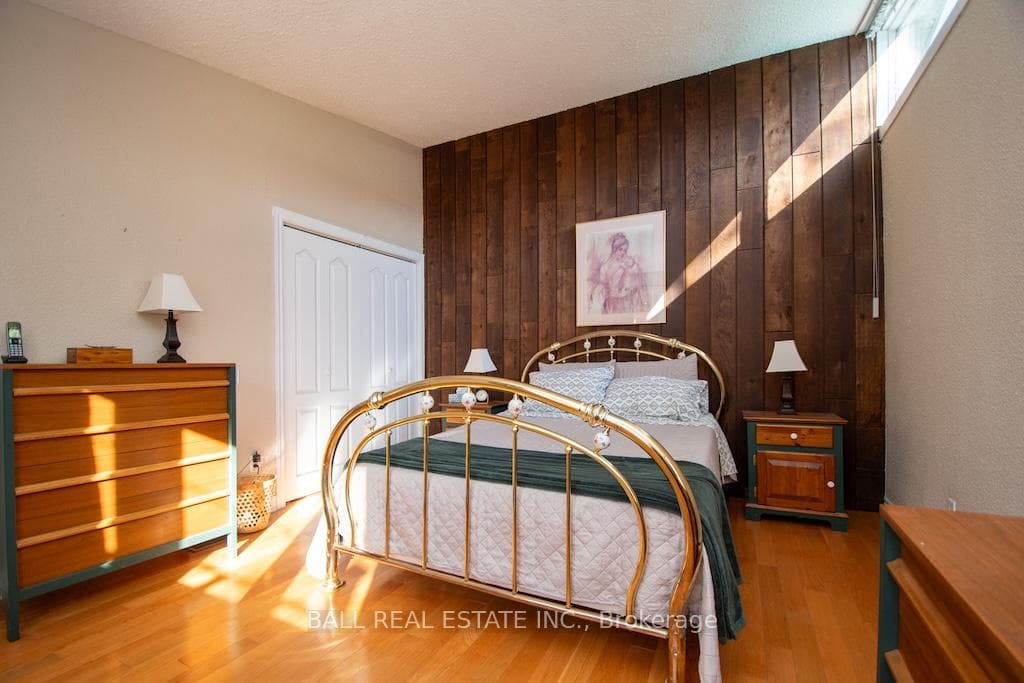 70 Caroline Street photo 20