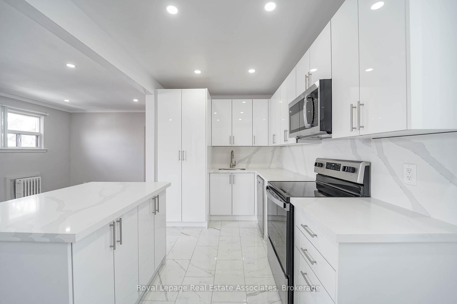485 Mortimer Avenue Unit 6 photo 11