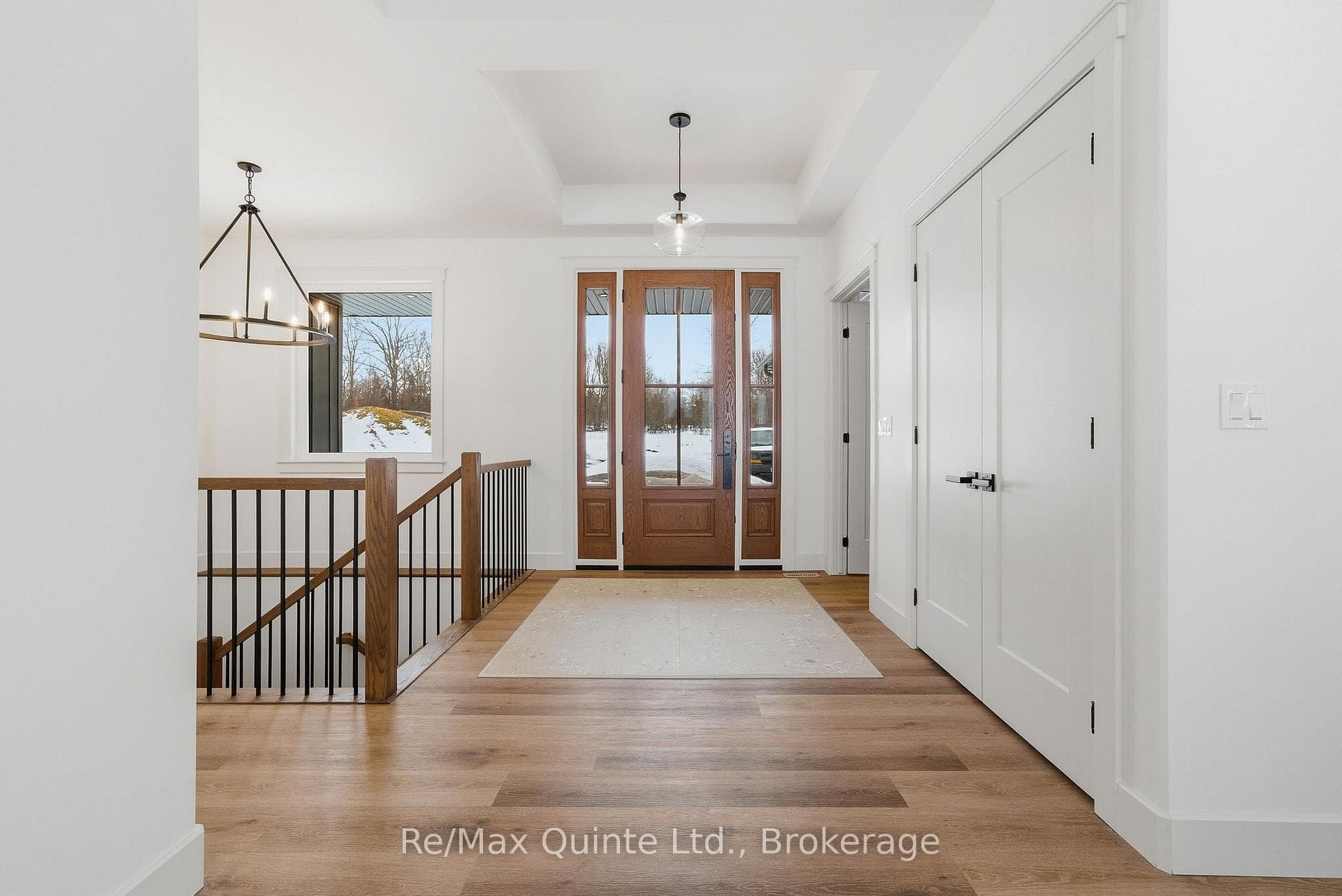 2501 Harmony Road photo 5